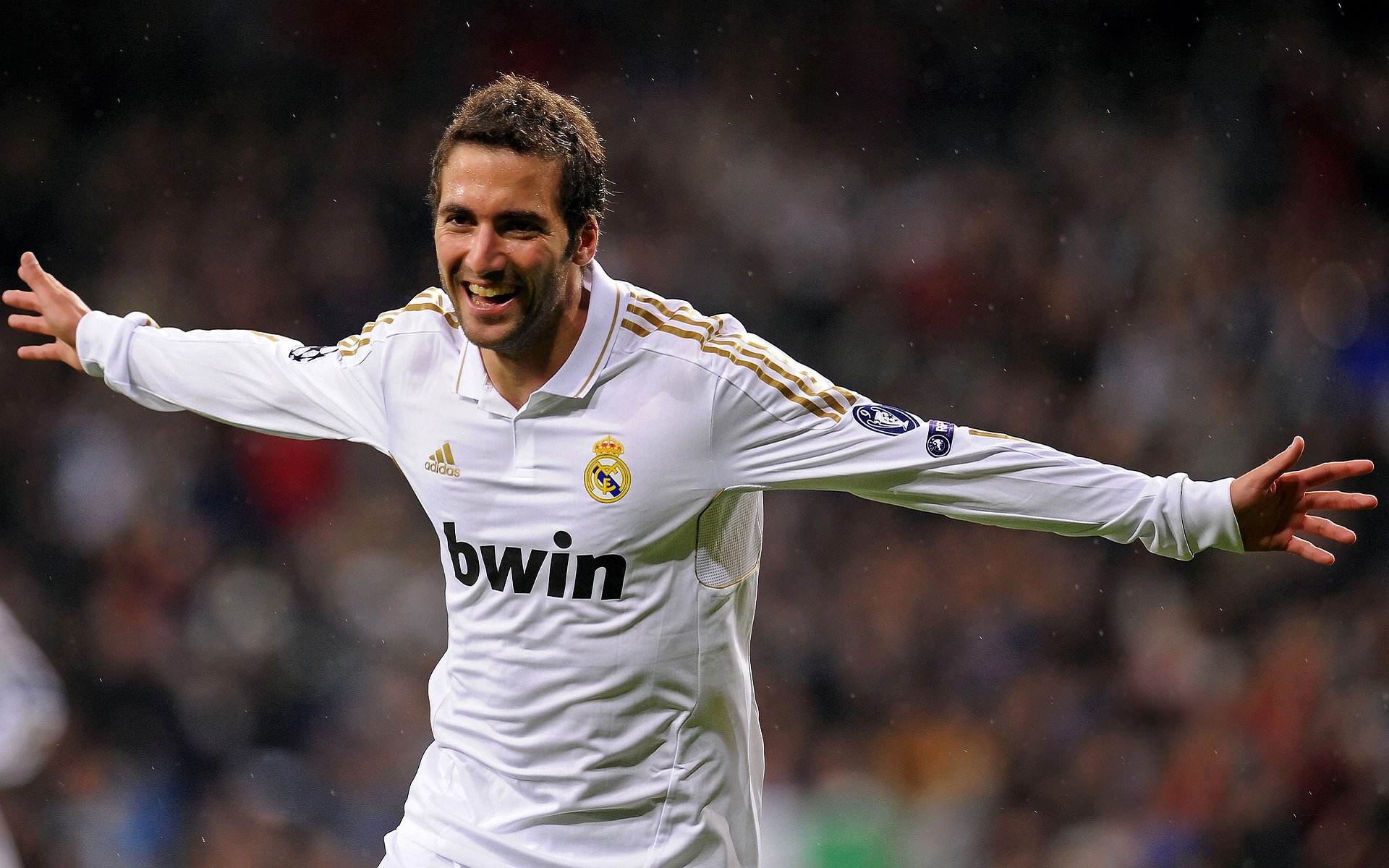 曼城以强势表现再夺欧冠胜利，福登与哈兰德大放异彩，曼城foden