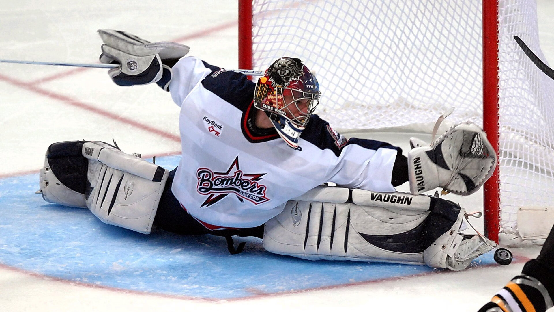 王艺迪单骑闯关！苦战7局险胜张本美和：女单4强诞生，日本全军覆没